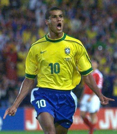 将在首轮比 将在首轮比